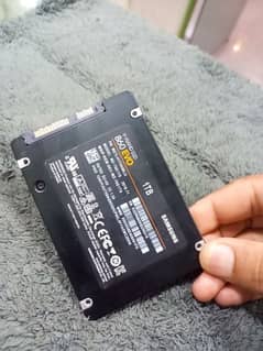 1TB sad Hard Disk {Original}
