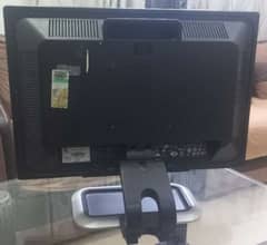 Gaming Pc with 6 gb graphic card and 2 monitors