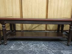 table set available