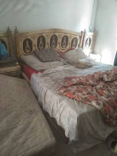 3 pes furniture bed ,almari . dresing with metres 03162565454