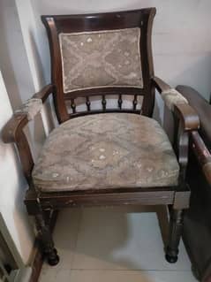 Bed room chairs for sale
