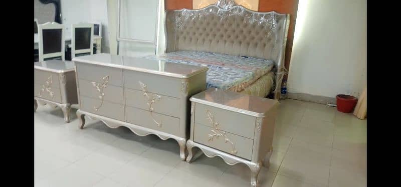 bed set with side tables and dressing table 12