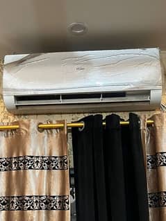 1.5 ton haier Inverter 1 year used.