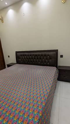 king size bed with dressing table