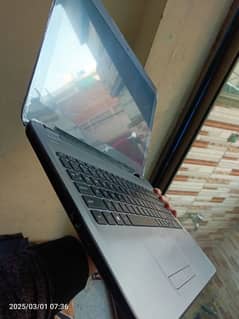 HP Core i5 6th Generation 8GB DDR4 256GB SSD 14″ Win10 Pro (LAPTOP)