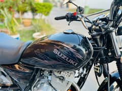 Suzuki GS 150 2021