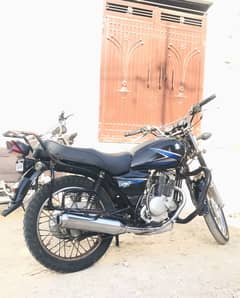 Suzuki GS 150 2018
