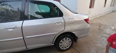 Honda City IDSI 2004 excellent condition over all