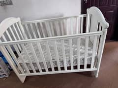 Baby Bed with Rocket Design