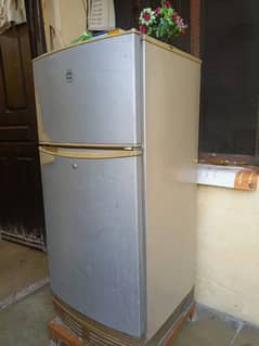 Pel small refrigerator in excellent working conditions