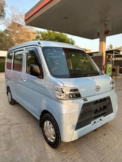 Daihatsu hijet 2021