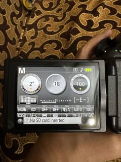 Nikon D5200 with box