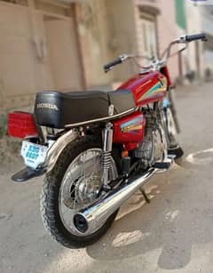 Honda 125 CG Contact On WhatsApp 0322**6337**569