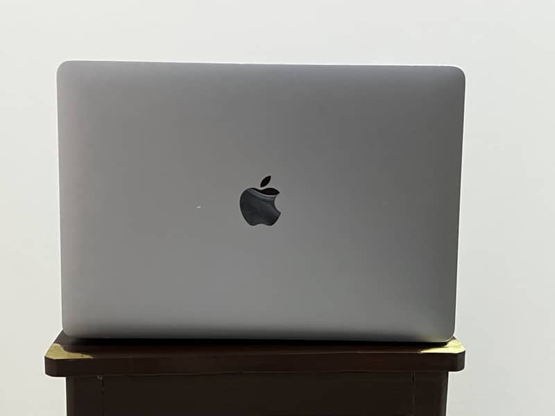 MacBook Pro 2018 13.5 inches 1tb ssd(MacBook 2012…2013…2018…2019 2