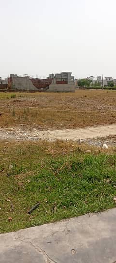 5 MARLA RESIDENTIAL PLOT IS AVAILABLE FOR SALE IN DHA RAHBAR SECTOR 4 BLOCK Q FACING 10 MARLA
