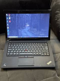 Lenovo thinkpad i5 5th gen 8gb ram 128ssd