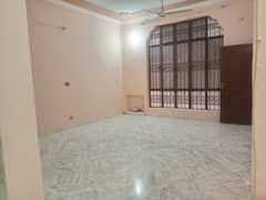 10 MARLA LOWER PORTION URGENT FOR RENT IN ALLAMA IQBAL TOWN LAHORE