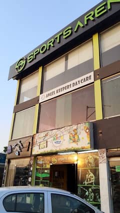 Lady trainer required for a gym
