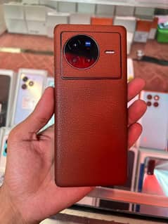 Vivo X80 Flagship Phone