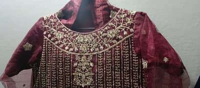 bridal lehnga mehroon color hai