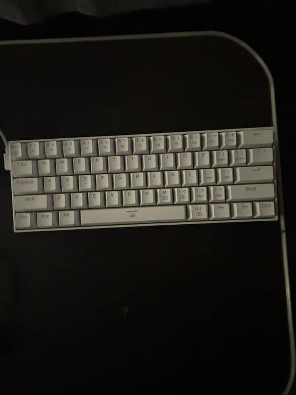 Redragon k630W keyboard box open only 2