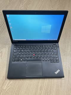 Lenovo laptop Thinkpad X240 4GB RAM 228 hard