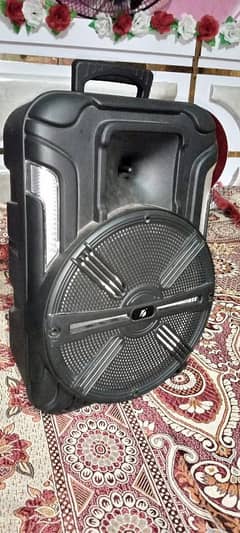 Bluetooth speaker 10/10