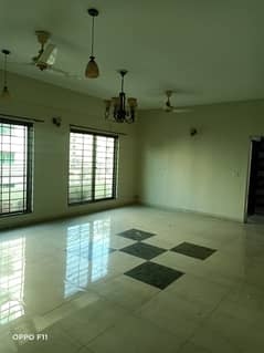 Hot Deal 10 Marla Apartment For Sale 4th Floor Askari 11 Prime Location