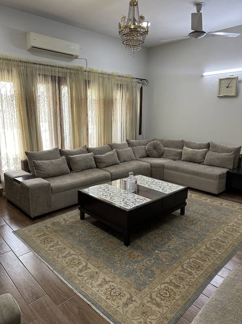 L Shape Sofa set with 1 coffee table, 2 side tables and 2 seaties 0