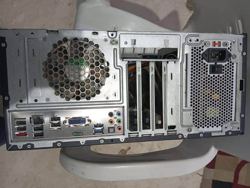 Intel Core i5 3rd Gen/3470/8GB DDR3/250GB 3