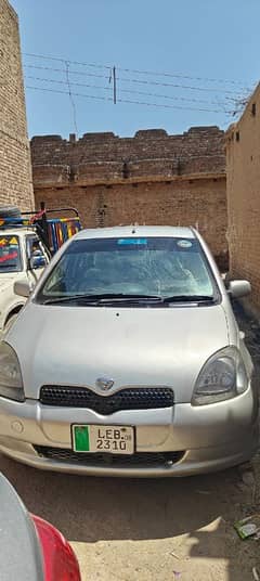 Vitz 2000