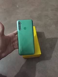 realme 5i 4/64 with box