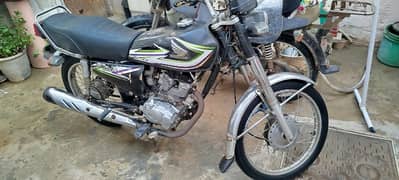 Honda CG125 2016 Sealed Engine Hyderabad No 03132063696