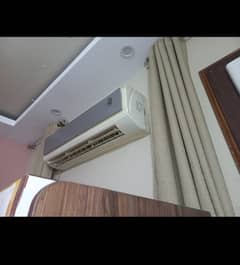 Split AC for sale ( urgent)