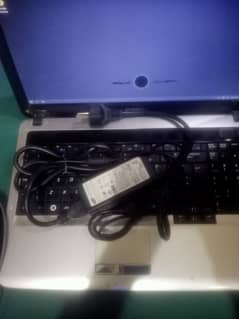 Samsung pentium laptop with all accessories 3gb ram 256gb hdd