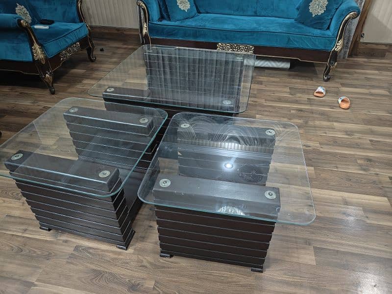 Elegant centre table and 2 side tables 5