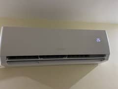 Brand new gree 1.5 ton DC inverter