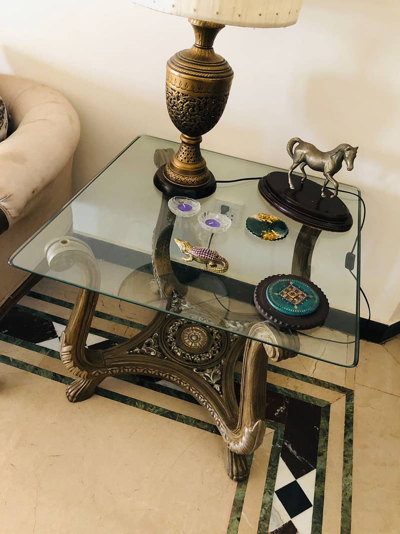 Beautiful Center table and 2 side tables 0