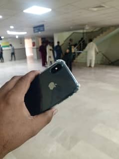 I phone xs 64gb
