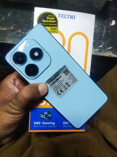spark 20 8+⁸ 16Gb 256Gb
