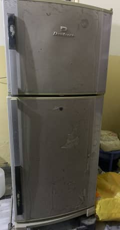 Dawlance Middle Size Fridge