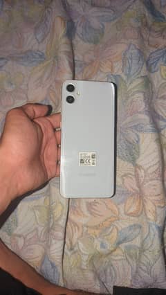 Samsung Galaxy A05   4  128