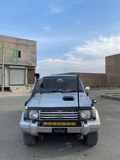 pajero