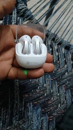 Ronin R-7025 EarBuds