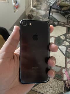 Iphone 7 - PTA Approved [0326-0707607]