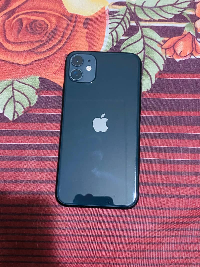 iPhone 11 10/10 condition Non PTA fu 6