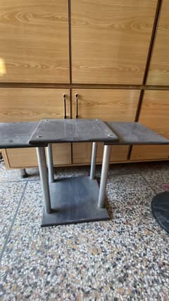 Home theater or speaker stand