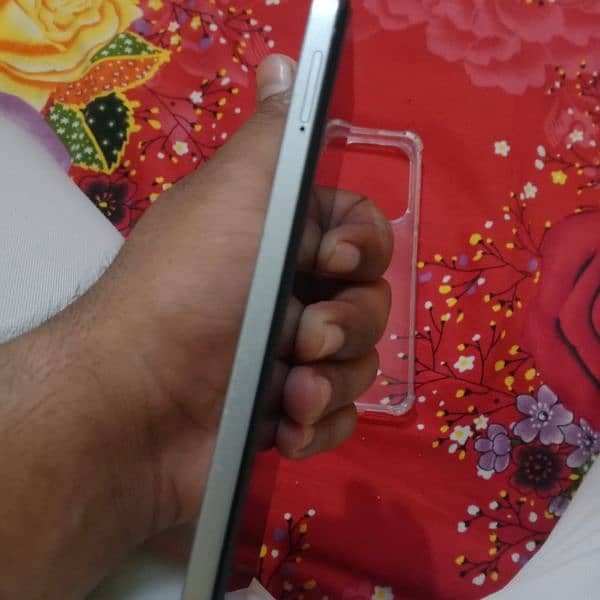 Infinix smart 8 open box . and exchange possible. . 4