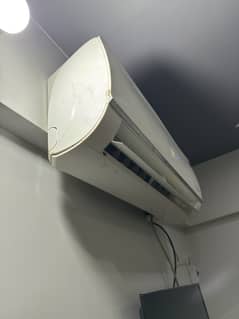 Haier Inverter AC
