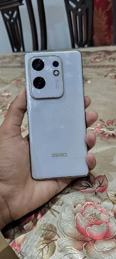 infinix Zero 30 16/256 with box and charger
